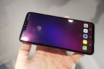 LG V40 ThinQ