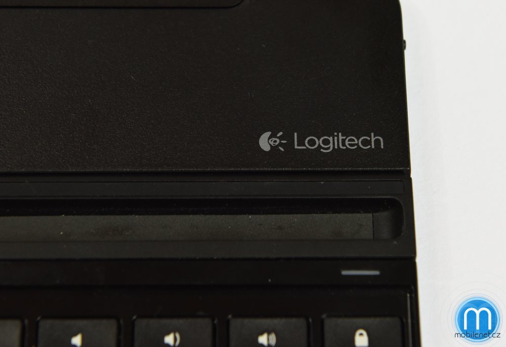 Logitech Ultrathin Keyboard Cover for iPad Air