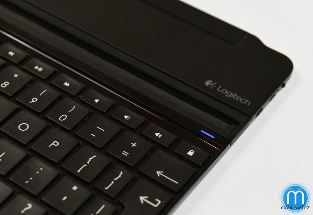 Logitech Ultrathin Keyboard Cover for iPad Air