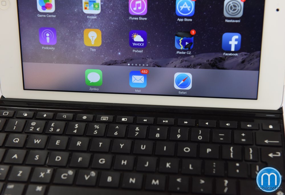 Logitech Ultrathin Keyboard Cover for iPad Air