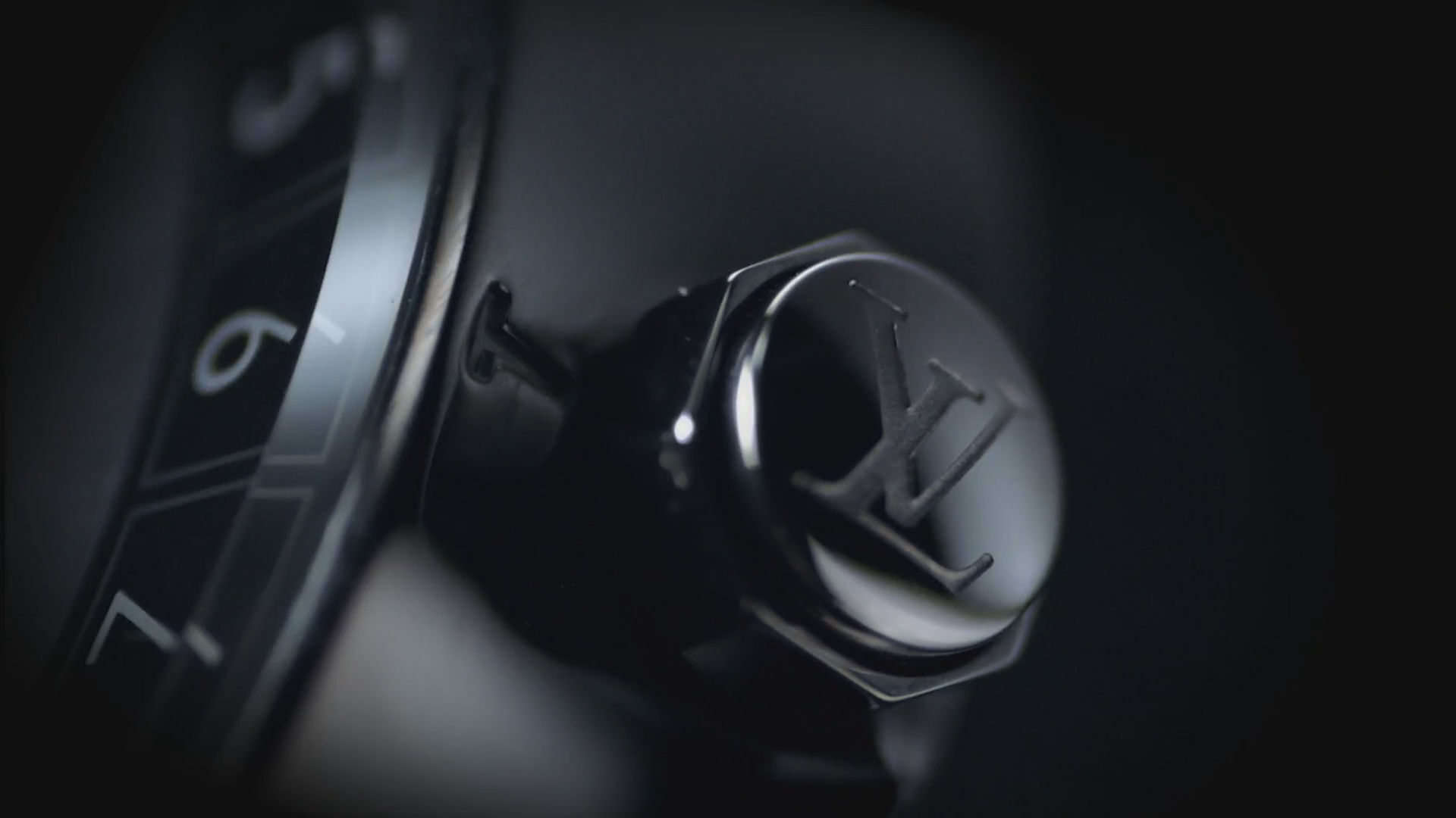 Louis Vuitton Tambour Horizon