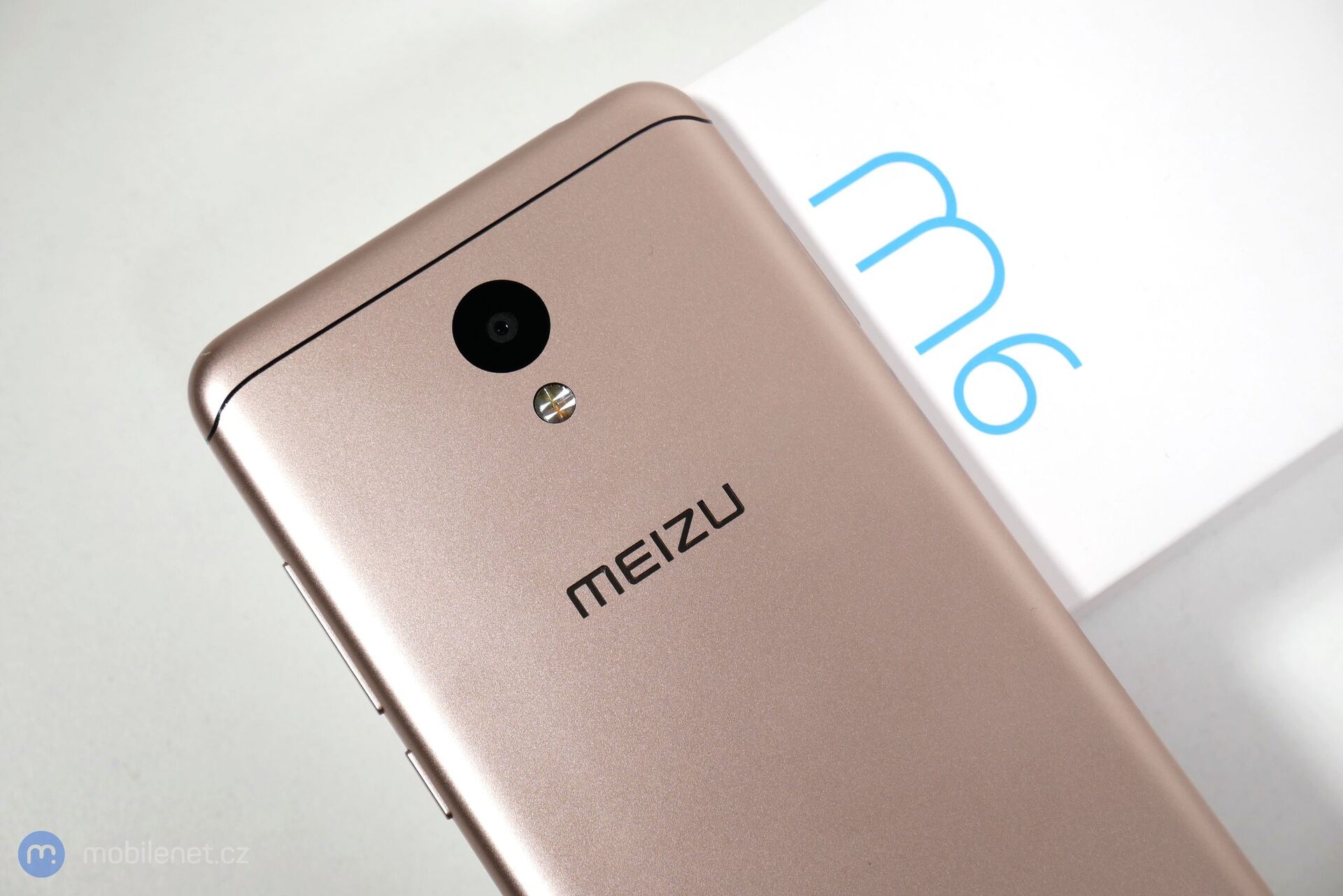Meizu M6