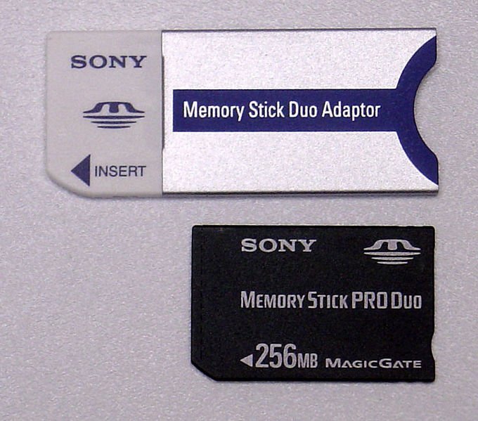 Memory Stick Pro Duo s adaptérem