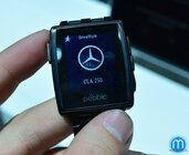 Mercedes Bens a Pebble