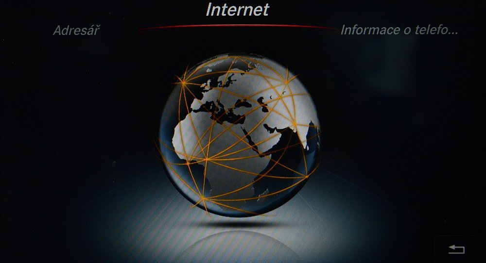 Mercedes-Benz COMAND Online