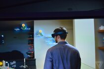 Micorosft HoloLens