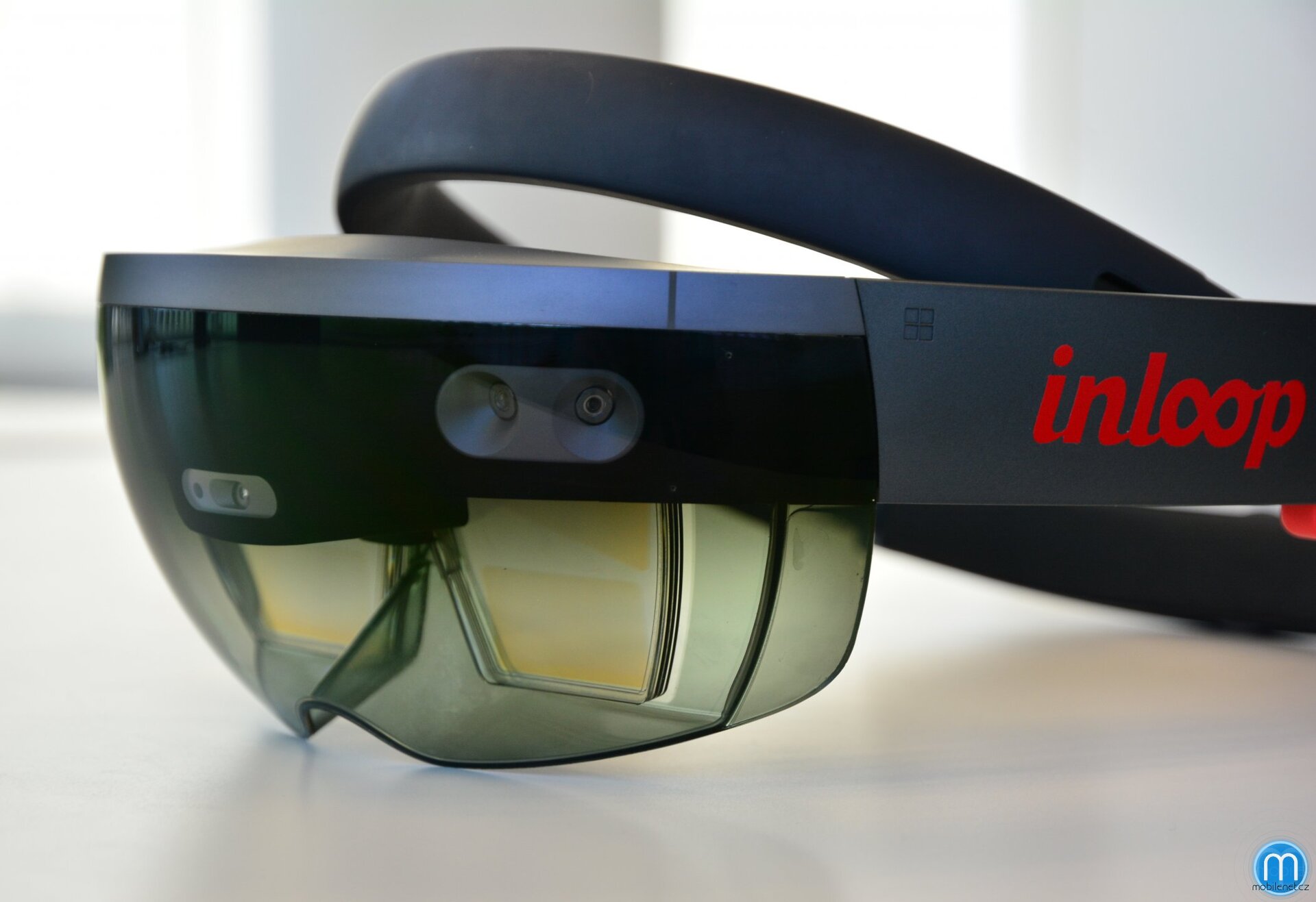 Microsoft HoloLens