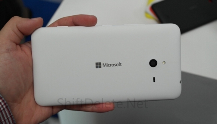 Microsoft Lumia 1330