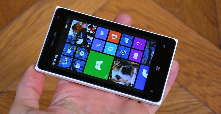 Microsoft Lumia 435