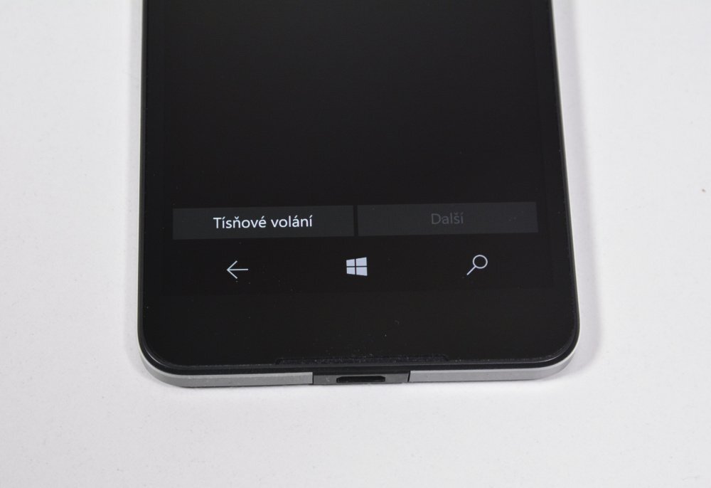 Microsoft Lumia 650