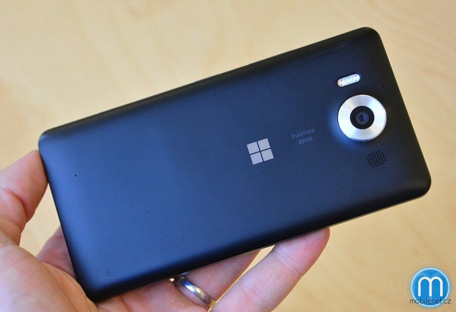 Microsoft Lumia 950
