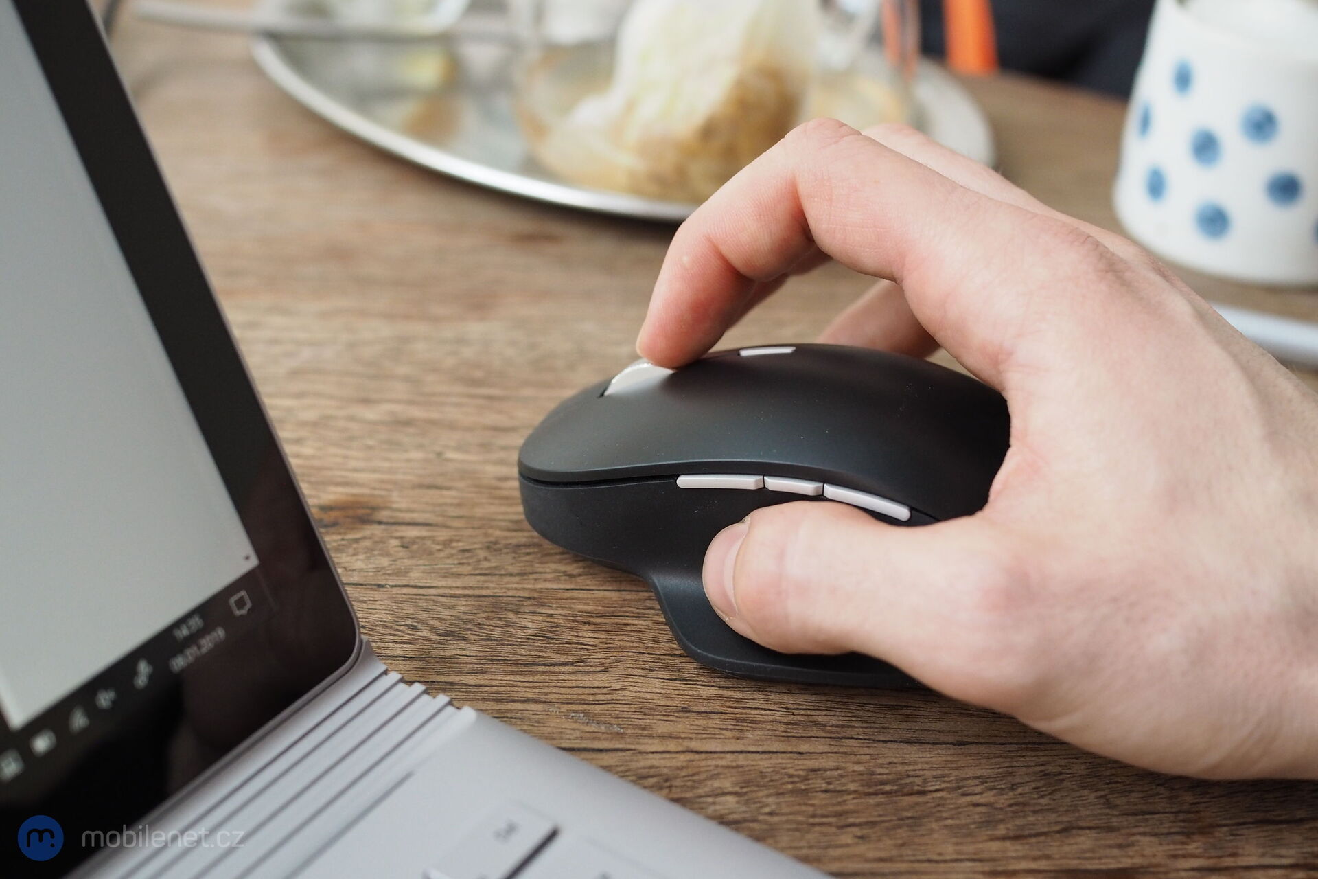 Microsoft Surface Book 2