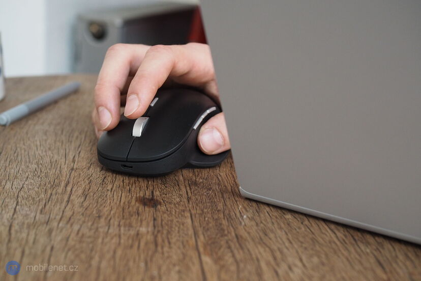 Microsoft Surface Book 2