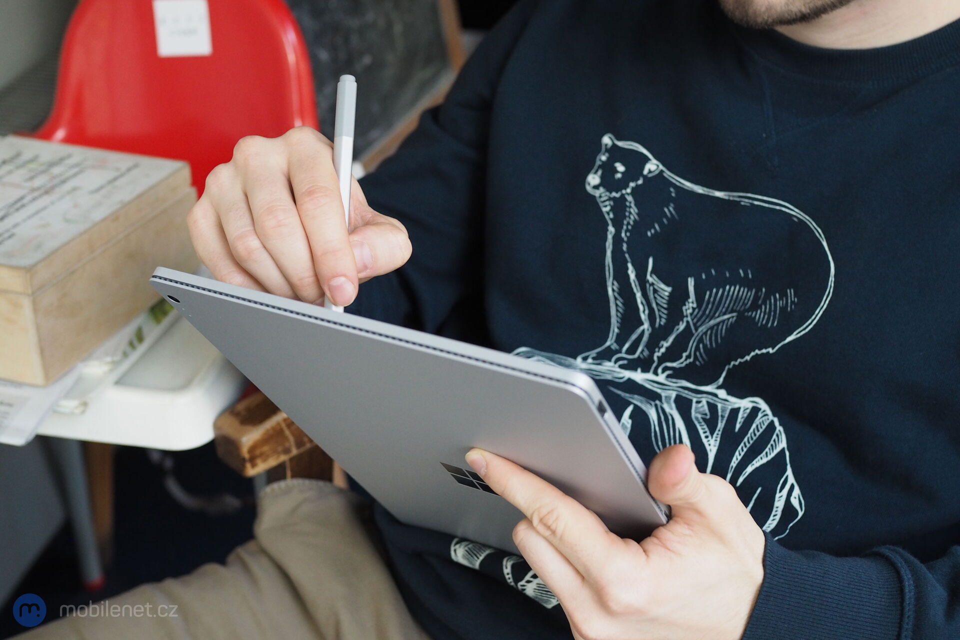 Microsoft Surface Book 2