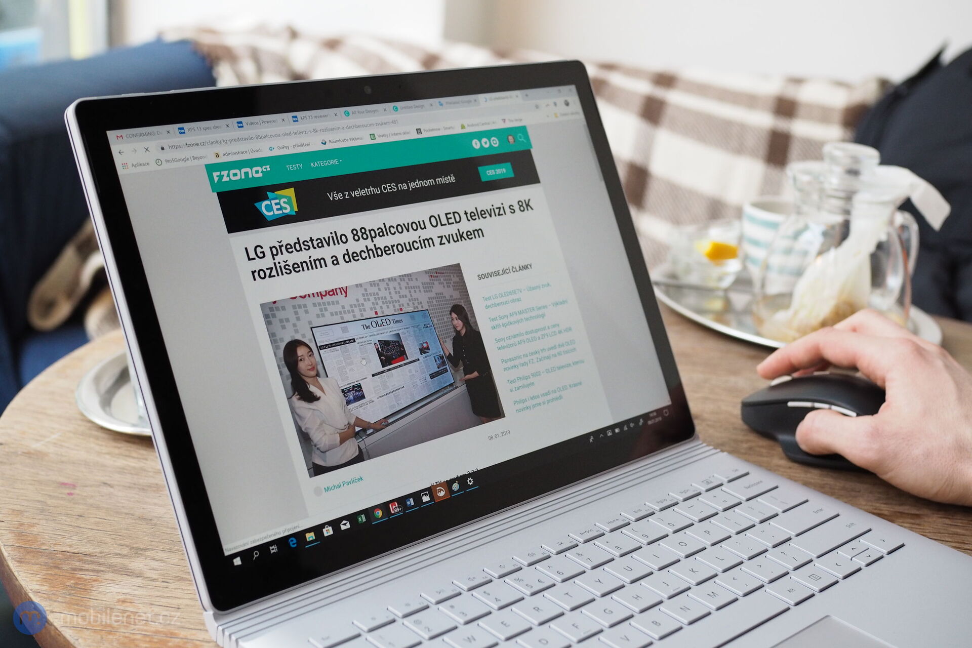 Microsoft Surface Book 2