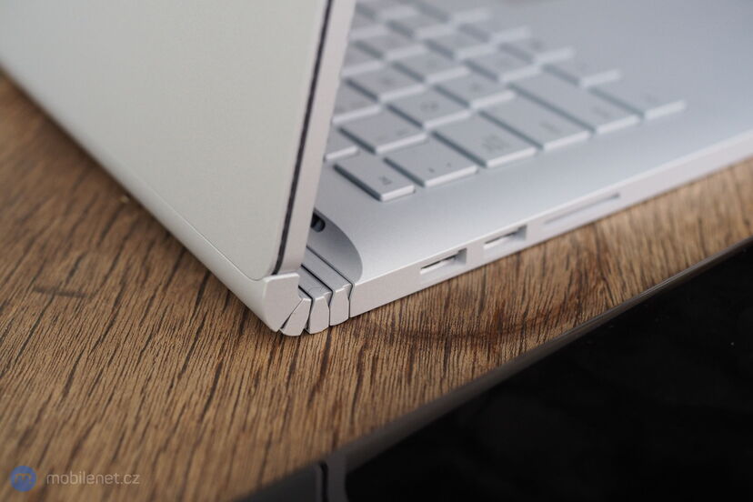 Microsoft Surface Book 2