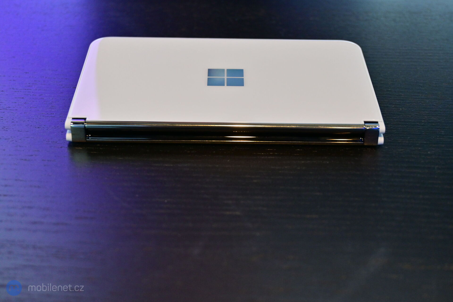 Microsoft Surface Duo 2