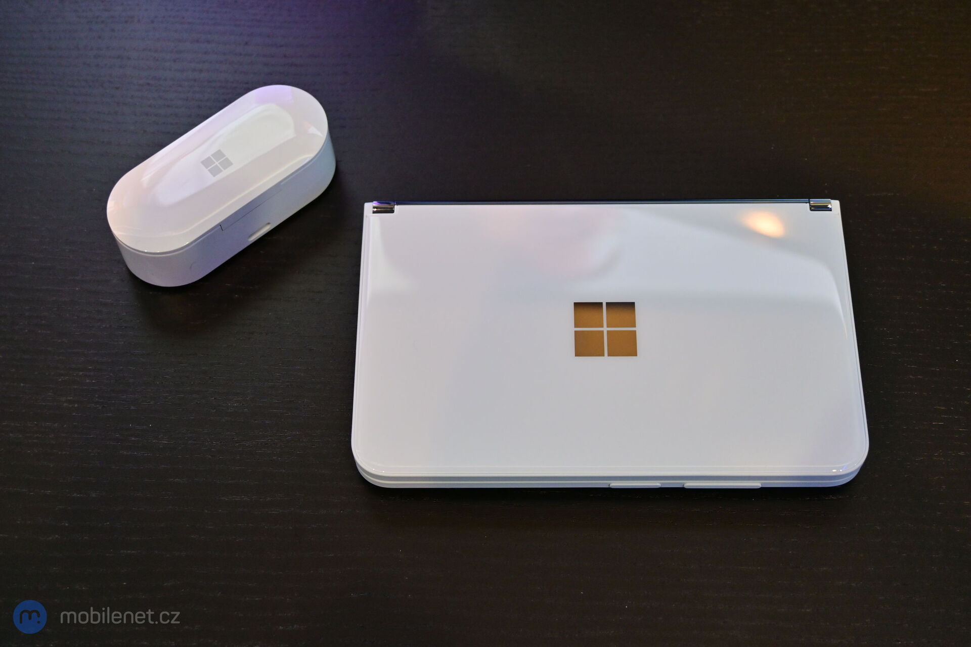 Microsoft Surface Duo 2