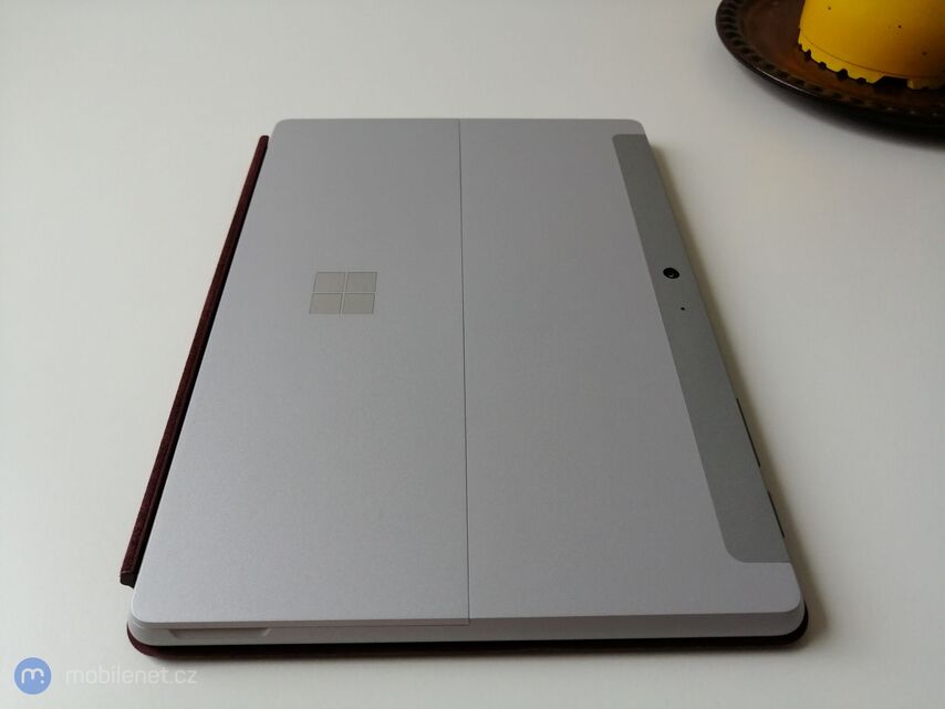 Microsoft Surface Go