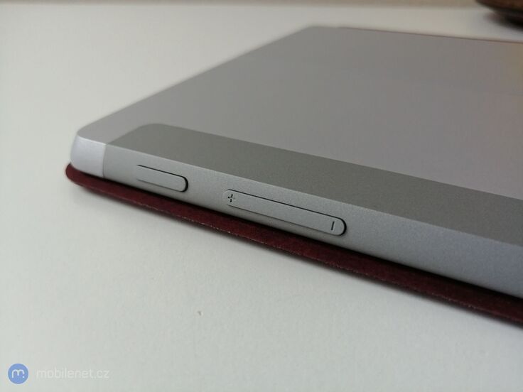 Microsoft Surface Go