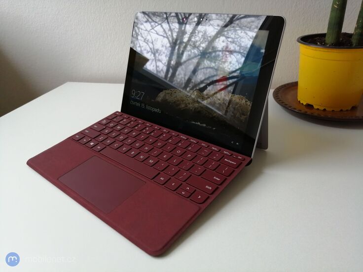 Microsoft Surface Go