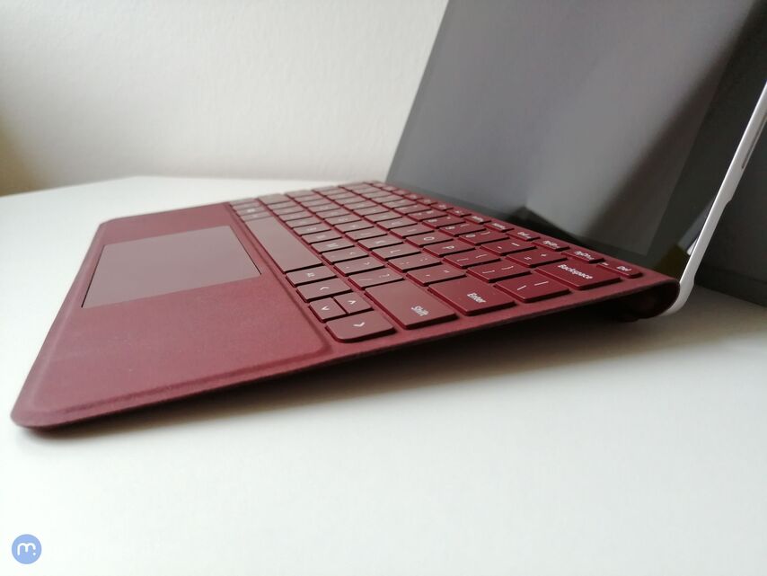 Microsoft Surface Go