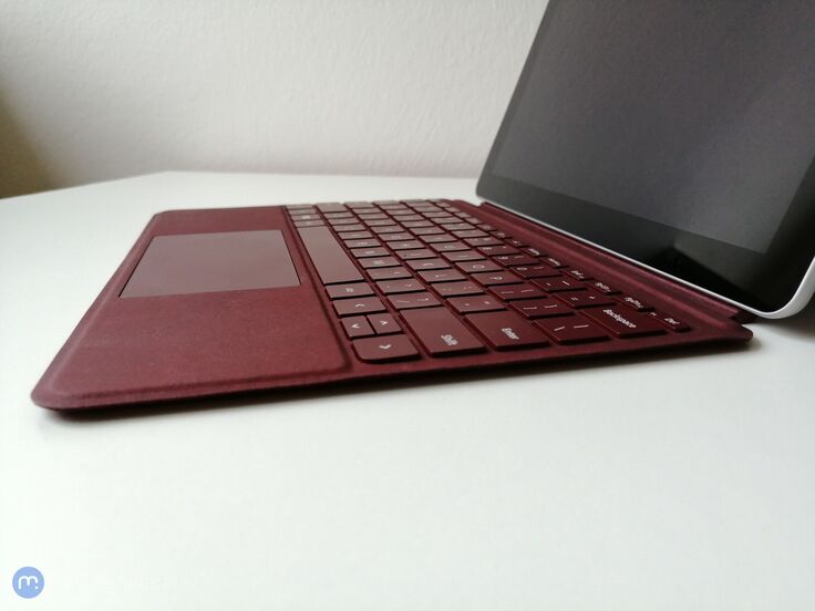 Microsoft Surface Go
