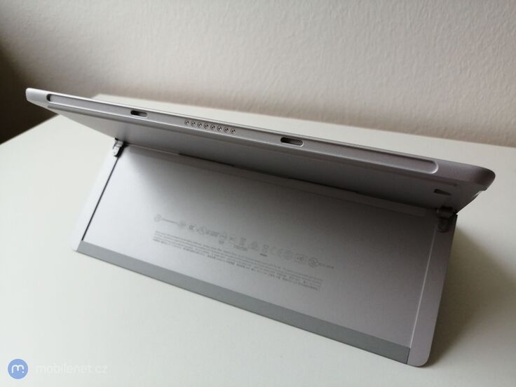 Microsoft Surface Go