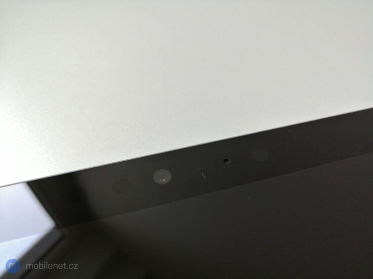 Microsoft Surface Go