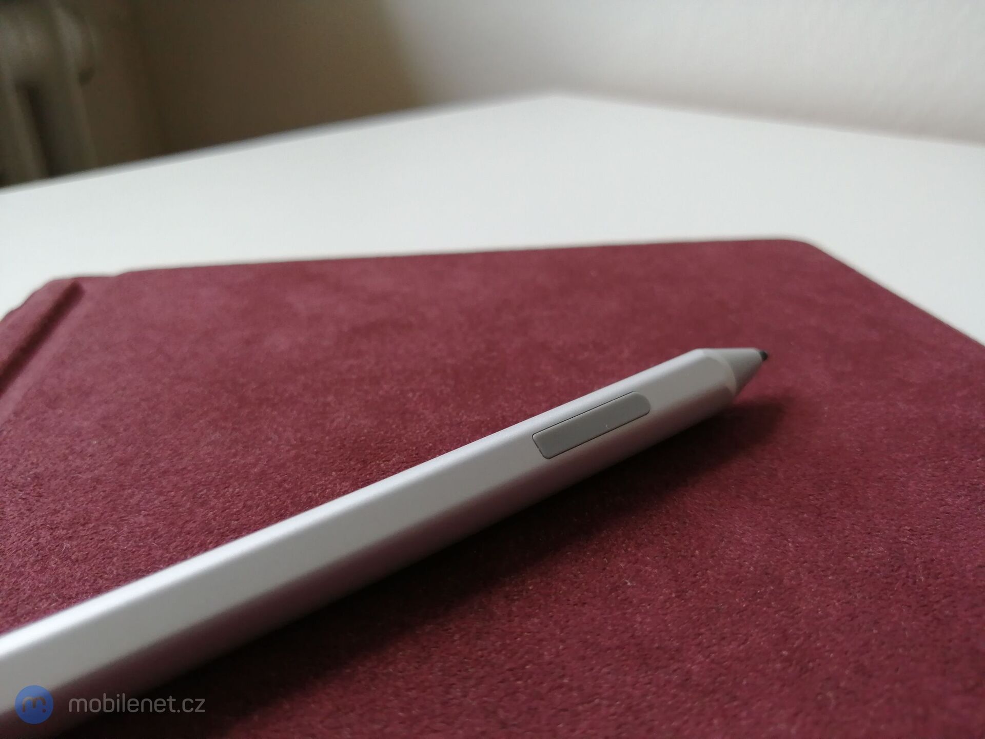 Microsoft Surface Go