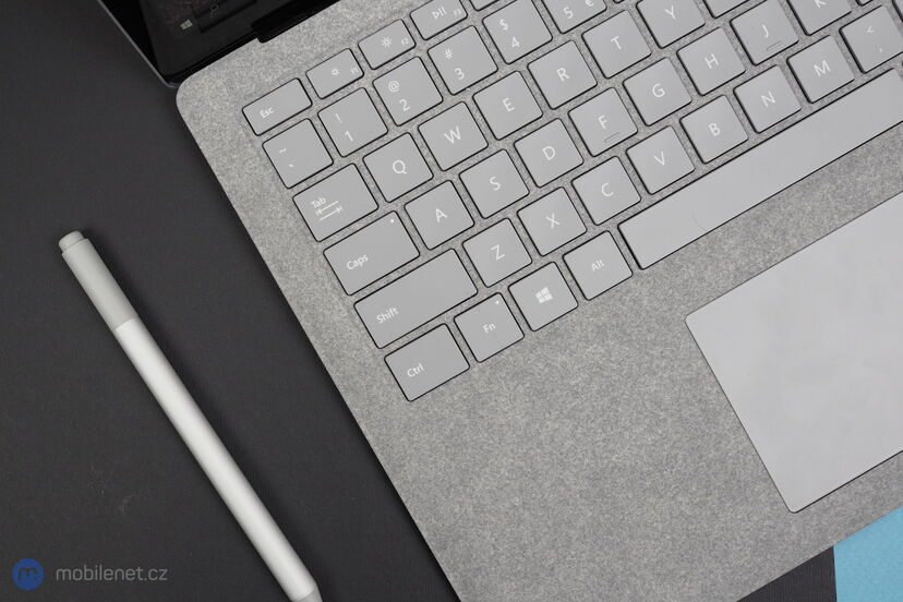 Microsoft Surface Laptop 2