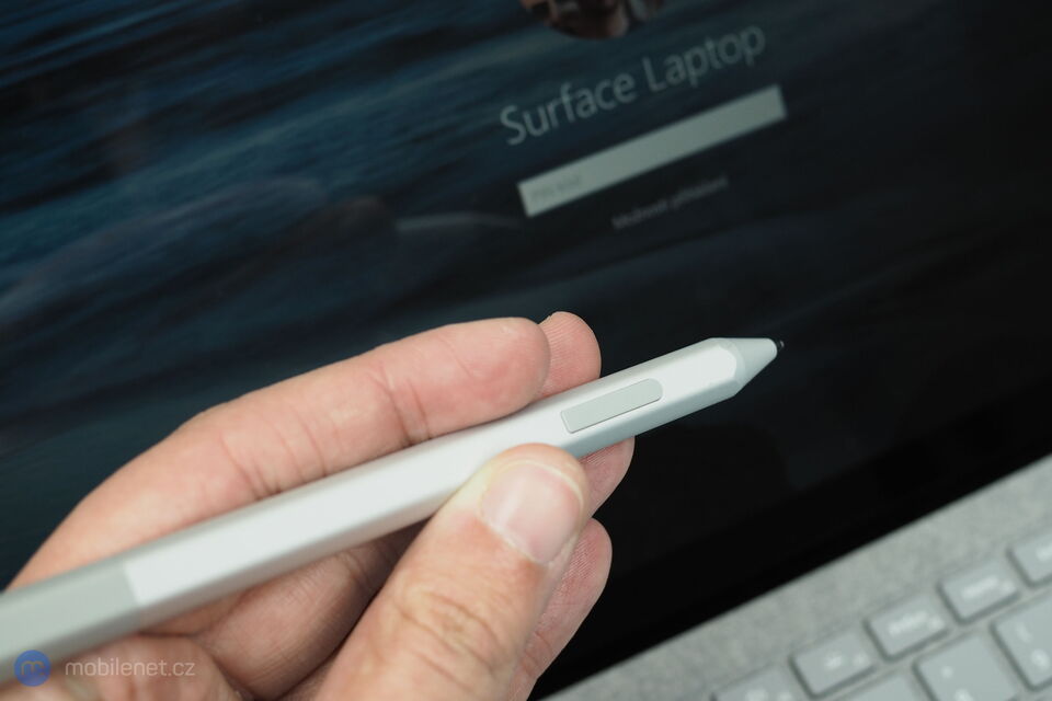 Microsoft Surface Laptop 2