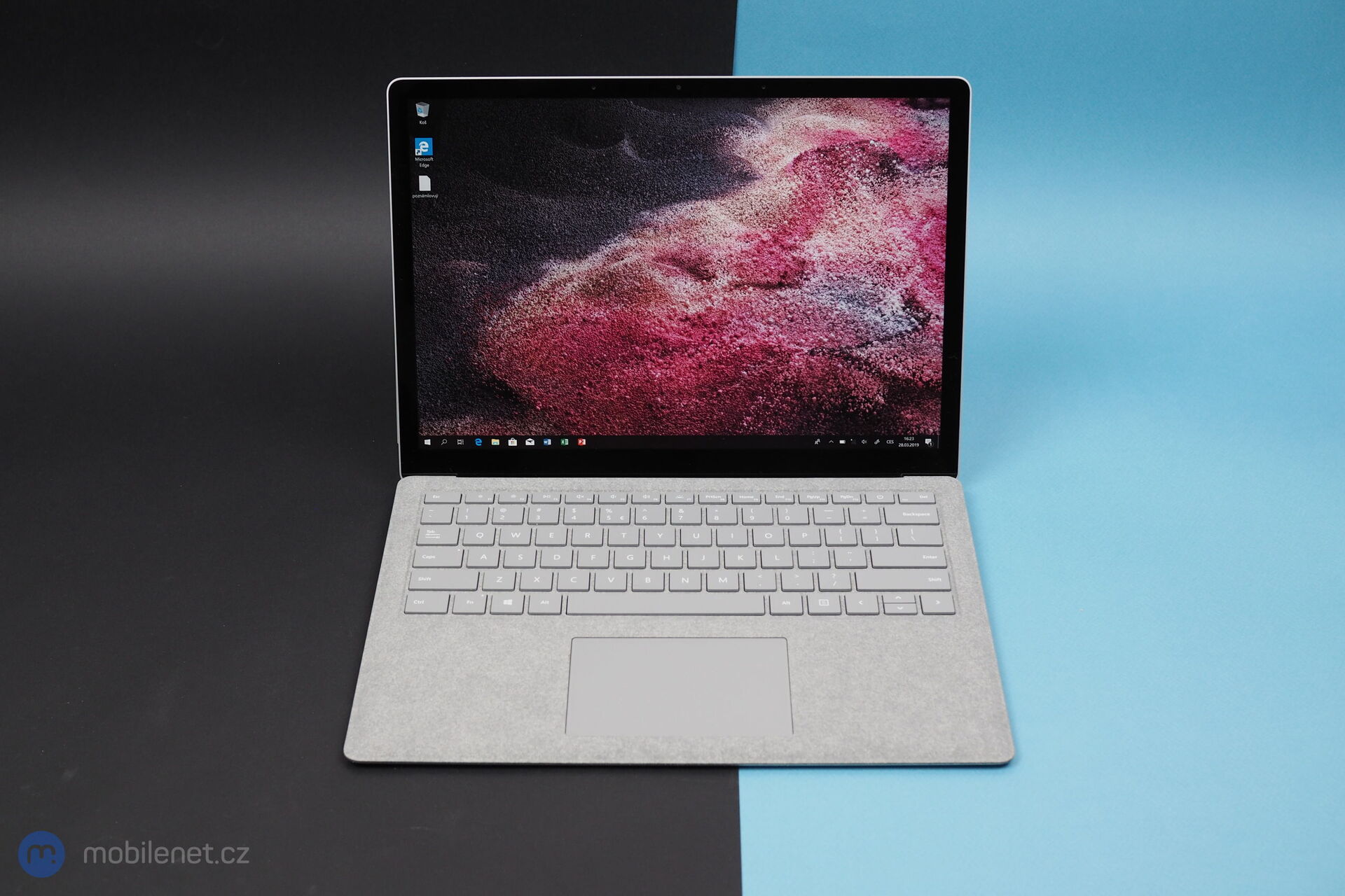 Microsoft Surface Laptop 2