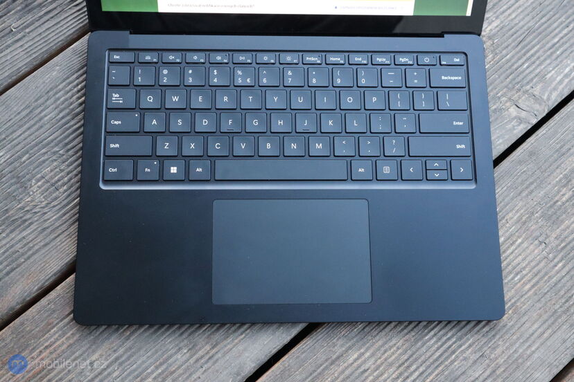 Microsoft Surface Laptop 5