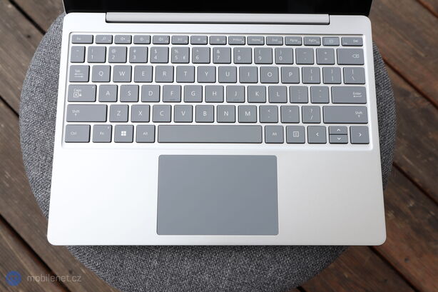 Microsoft Surface Laptop Go 2