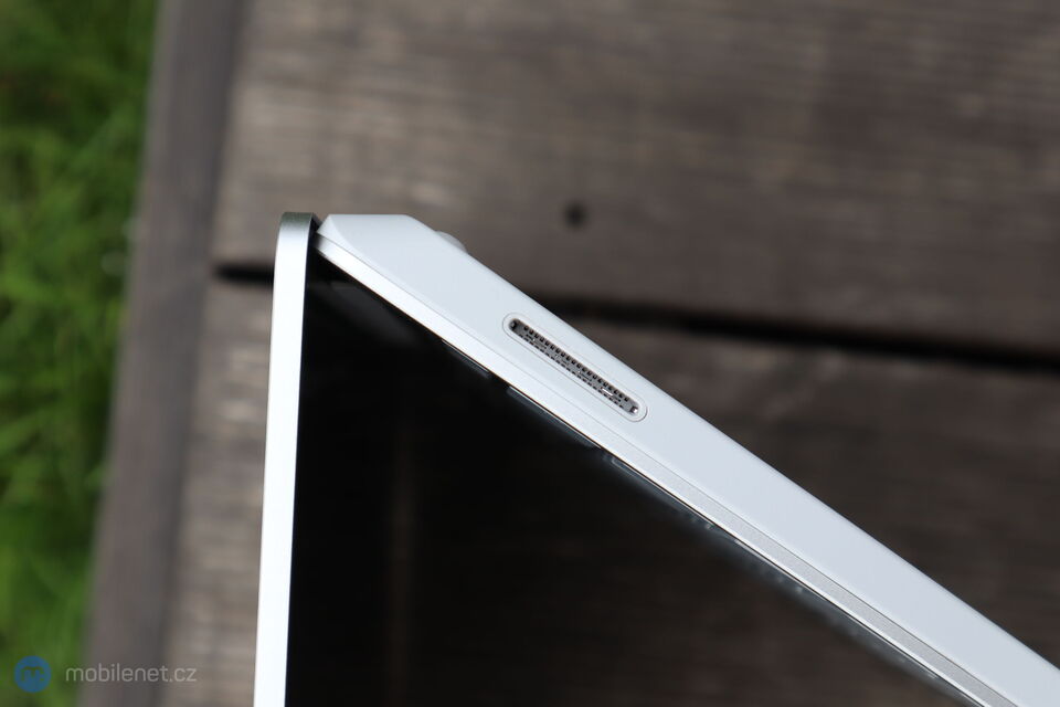 Microsoft Surface Laptop Go 2