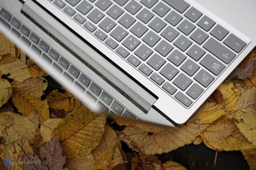 Microsoft Surface Laptop Go