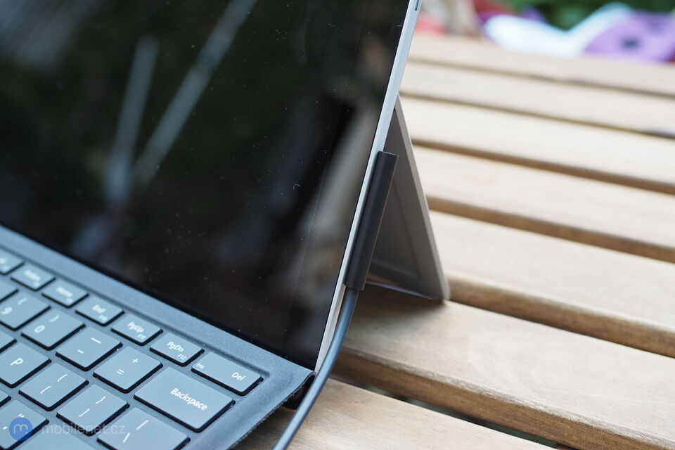 Microsoft Surface Pro 6