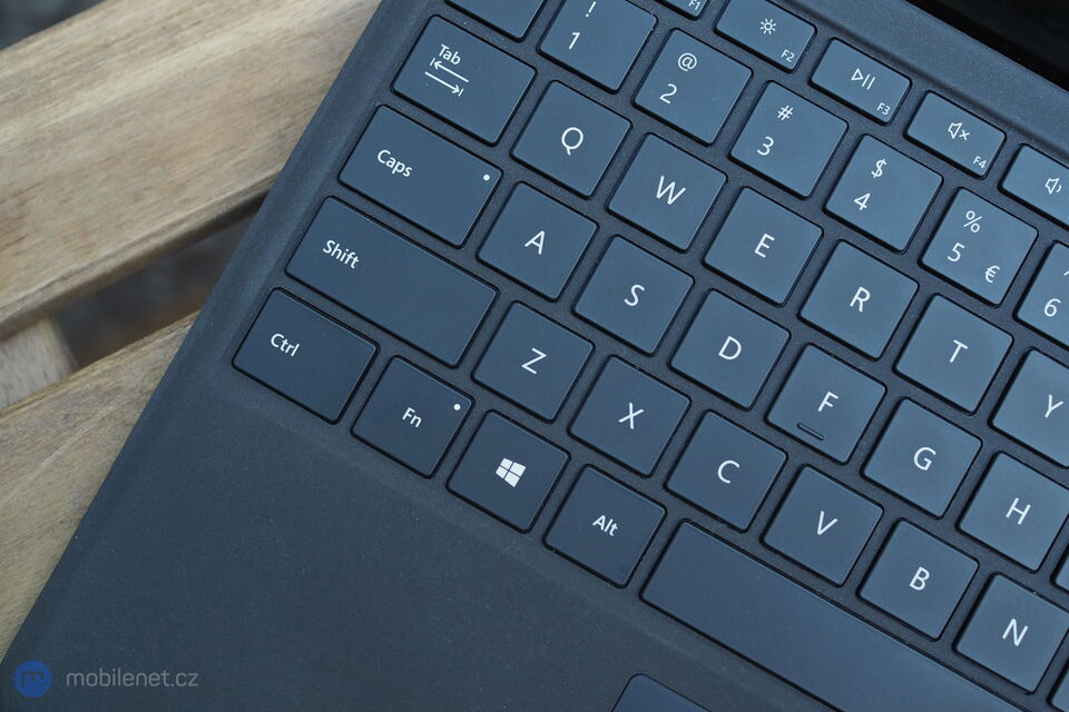 Microsoft Surface Pro 6