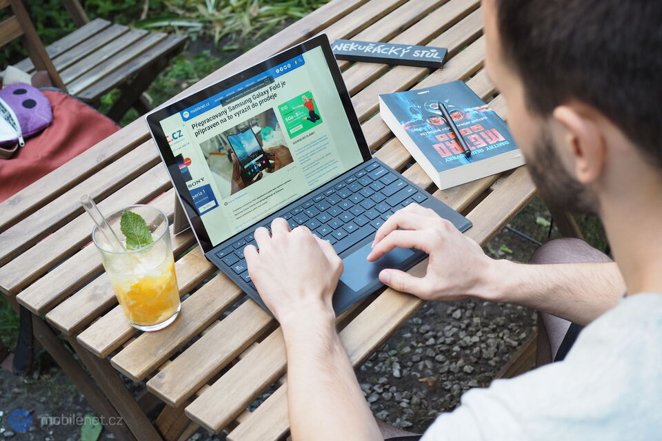 Microsoft Surface Pro 6