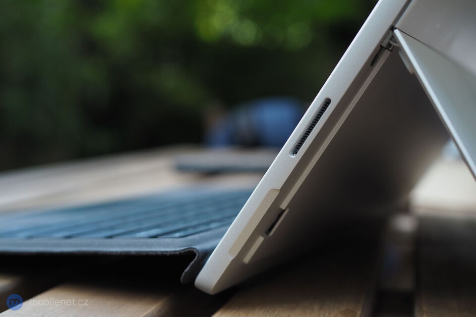 Microsoft Surface Pro 6