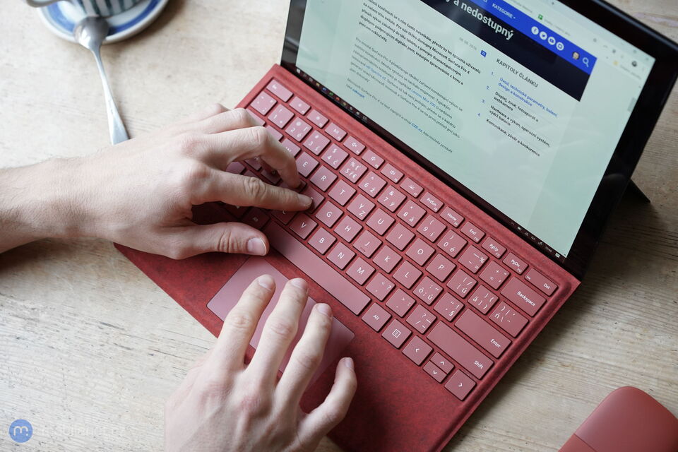 Microsoft Surface Pro 7