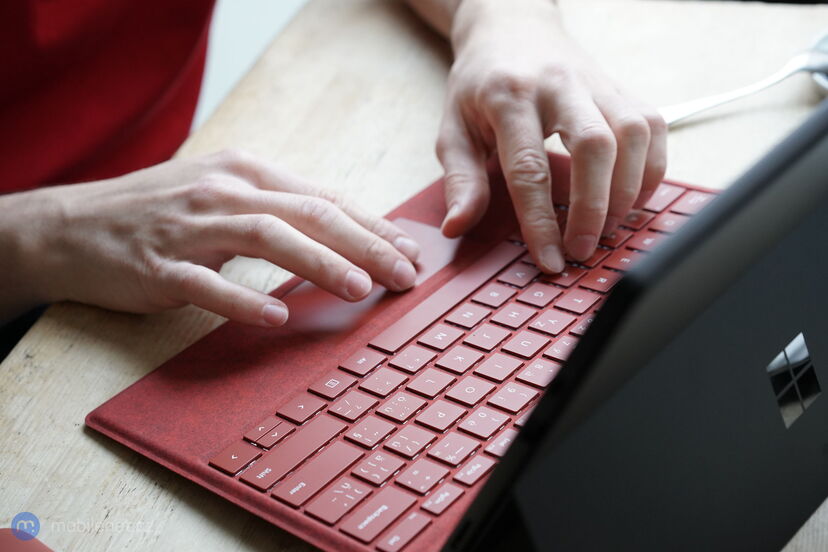 Microsoft Surface Pro 7