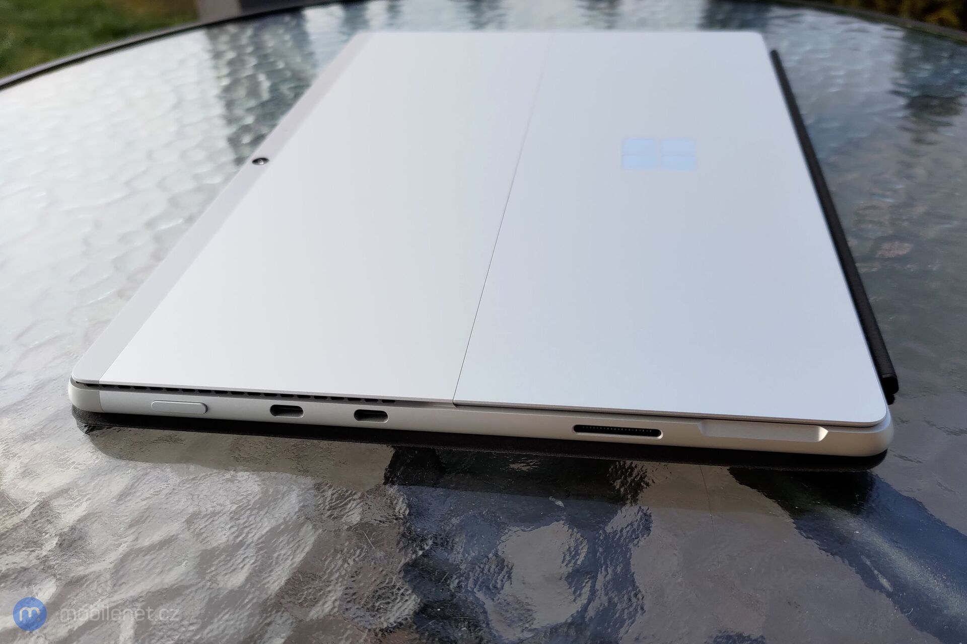 Microsoft Surface Pro 8