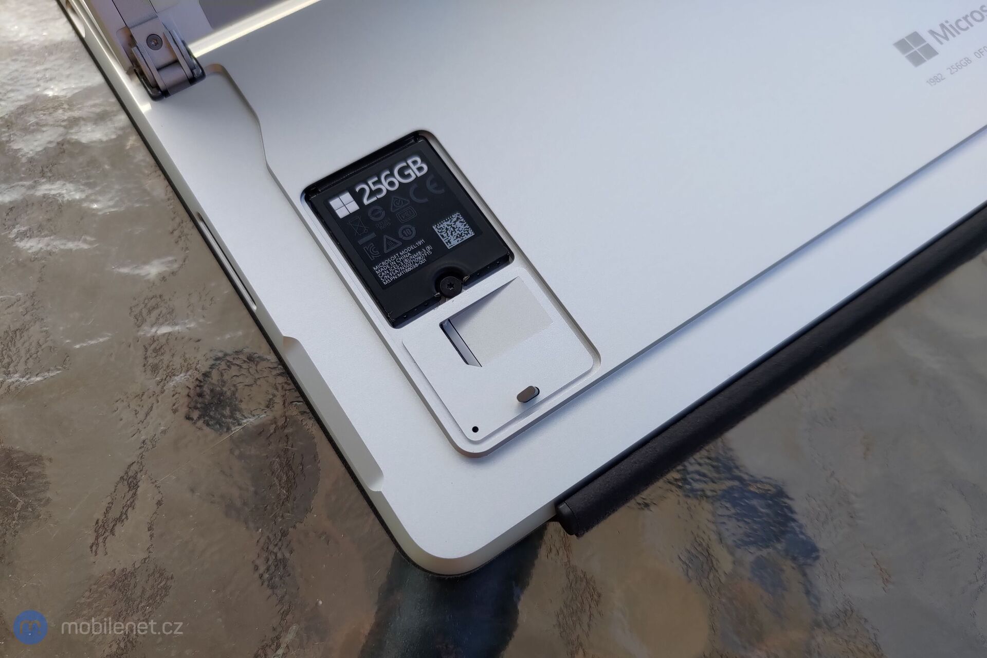 Microsoft Surface Pro 8