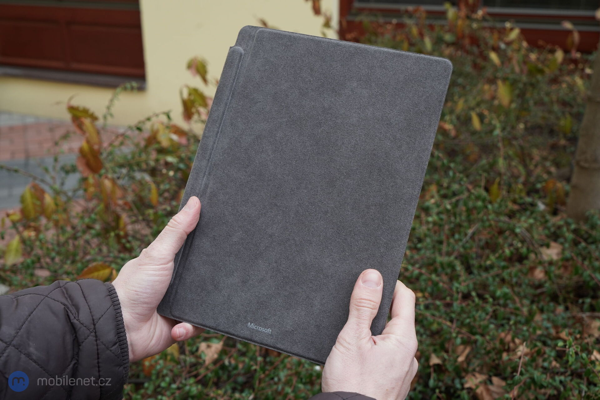 Microsoft Surface Pro 8