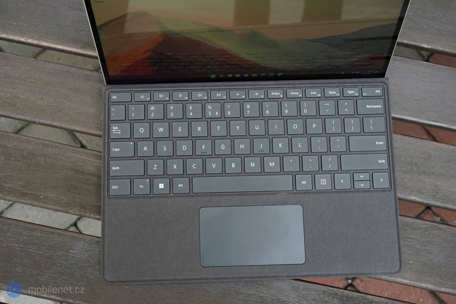 Microsoft Surface Pro 8