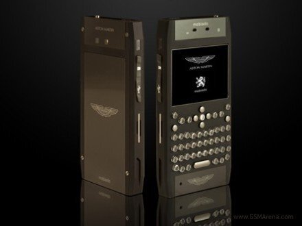 Mobiado Garnd 350 Aston Martin