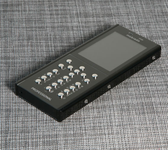 Mobiado představilo luxusní model Professional 105 ZAF