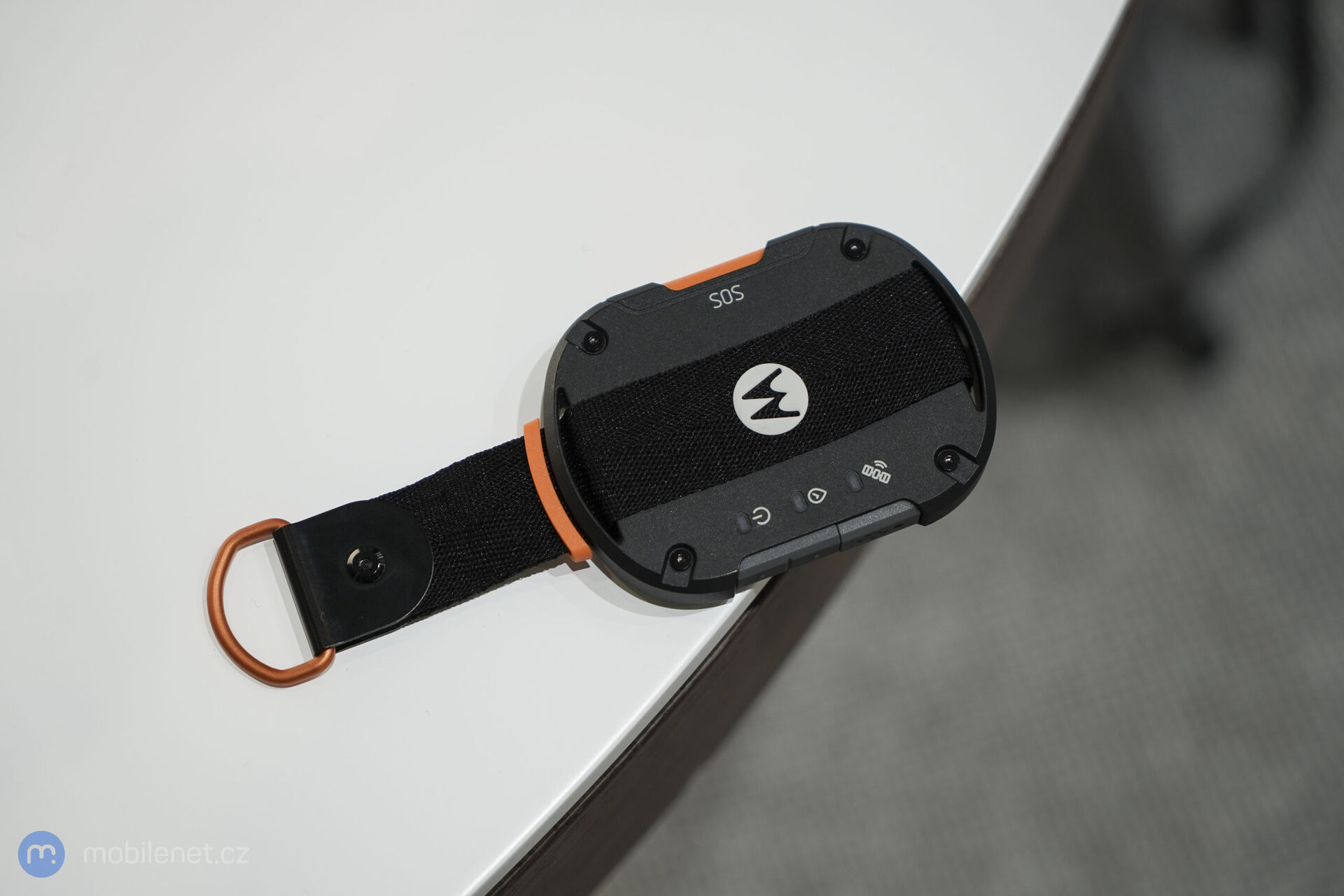 Motorola Defy Satellite Link